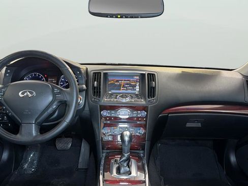 Used 2011 INFINITI G37 Journey w/ Premium Pkg image 14