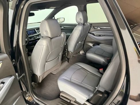 Used 2023 Buick Enclave Essence AWD/4WD image 26