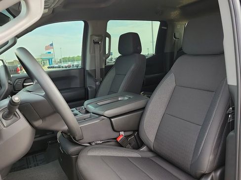 Used 2024 Chevrolet Silverado 1500 Custom Trail Boss w/ Midnight Edition AWD/4WD image 11