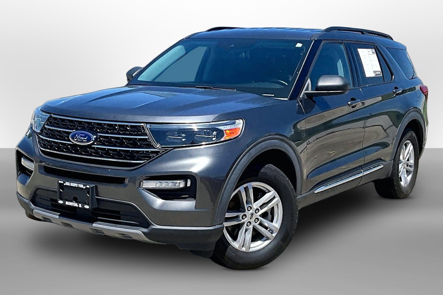 Used 2020 Ford Explorer XLT w/ Equipment Group 202A RWD image 13