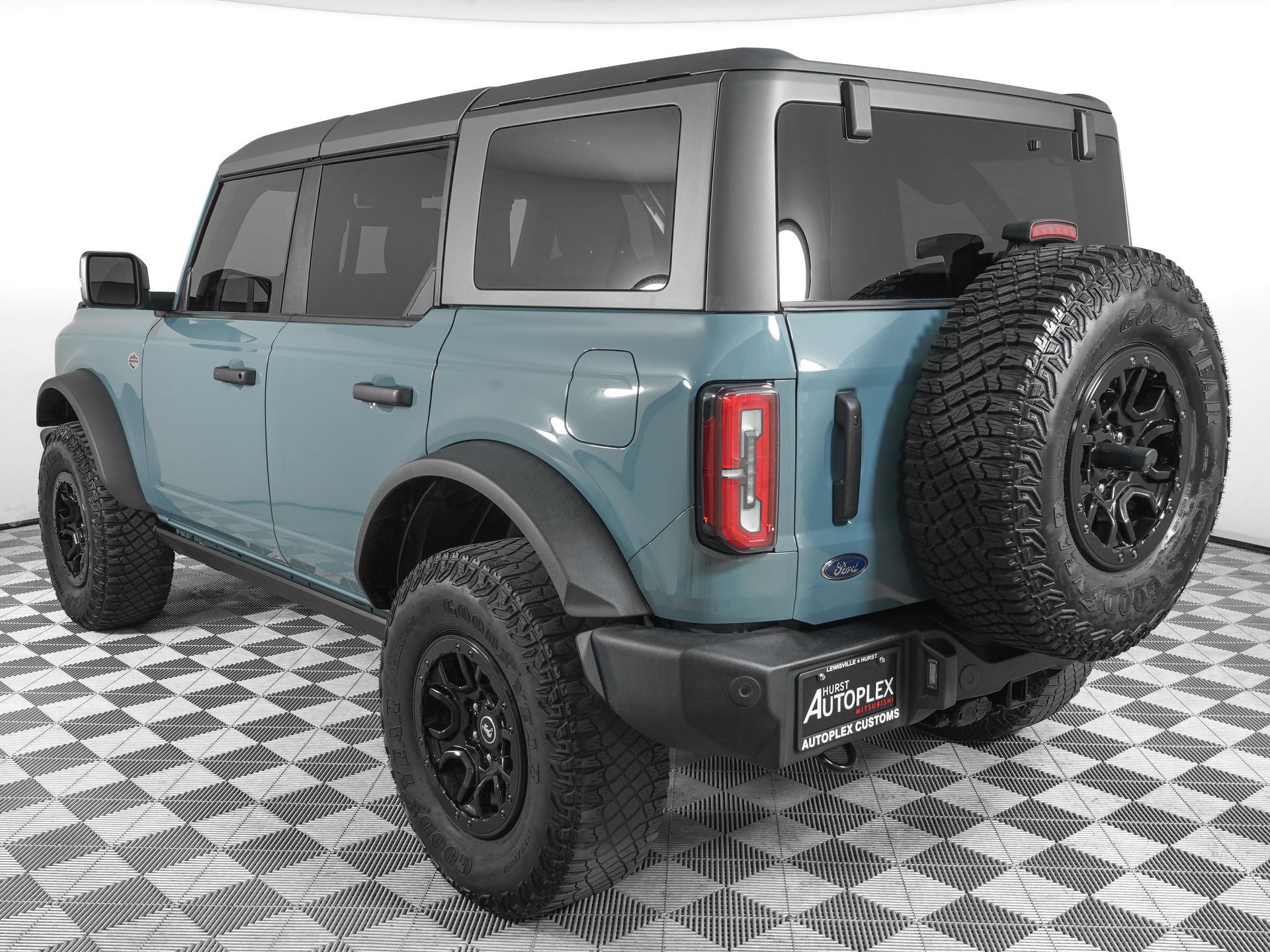 Used 2023 Ford Bronco Wildtrak AWD/4WD image 6
