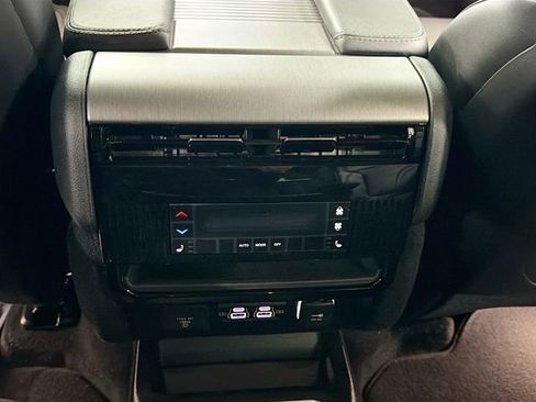 New 2026 Jeep Grand Wagoneer Limited AWD/4WD image 28