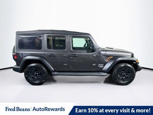 Used 2018 Jeep Wrangler Unlimited Sport AWD/4WD image 10