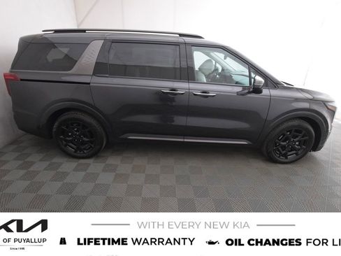 New 2025 Kia Carnival SX Prestige image 4