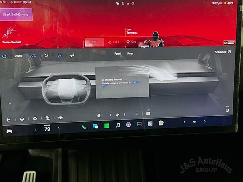 Used 2025 Tesla Cybertruck AWD Crew Cab image 20