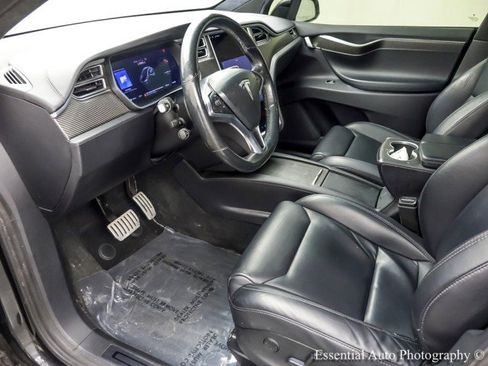 Used 2018 Tesla Model X P100D image 14