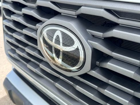 Used 2023 Toyota Tacoma TRD Off-Road image 13