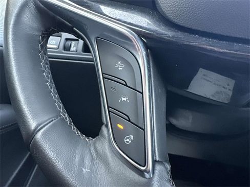 Certified 2022 Cadillac XT5 Premium Luxury image 46