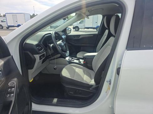 Used 2023 Ford Escape Active w/ Tech Pack #1 AWD/4WD image 7