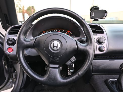 Used 2001 Honda S2000 image 22