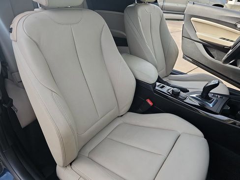 Used 2016 BMW 228i Convertible image 10