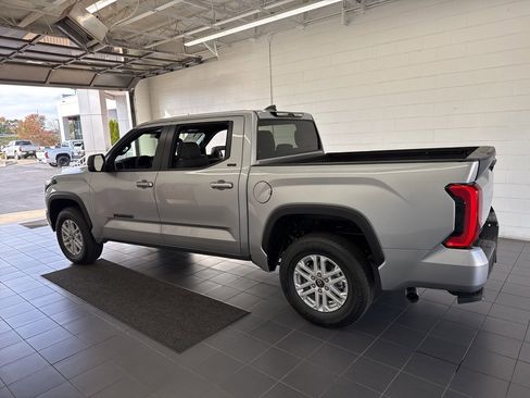 New 2026 Toyota Tundra SR5 image 5