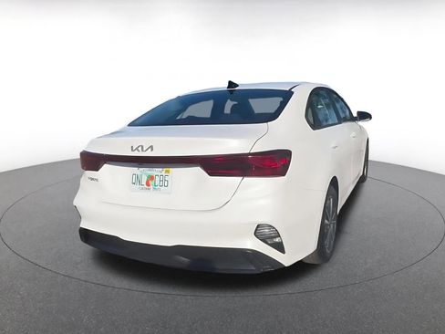 Used 2023 Kia Forte LXS image 14
