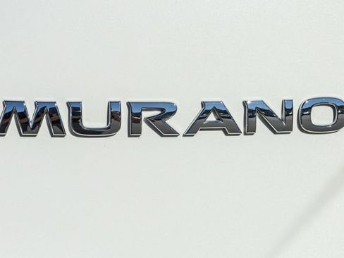 Used 2017 Nissan Murano SV w/ Premium Plus Package image 5