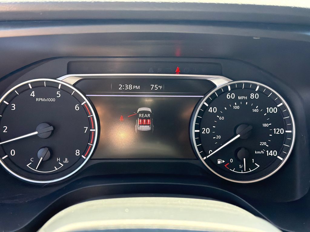 Used 2025 Nissan Rogue SV AWD/4WD image 26