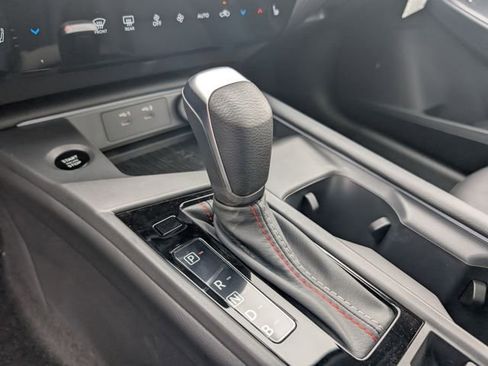 New 2026 Nissan Sentra SR w/ SR Premium Package FWD image 23