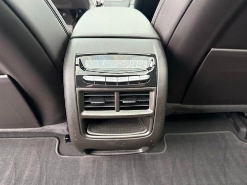 Certified 2024 Cadillac XT5 Premium Luxury AWD/4WD image 26