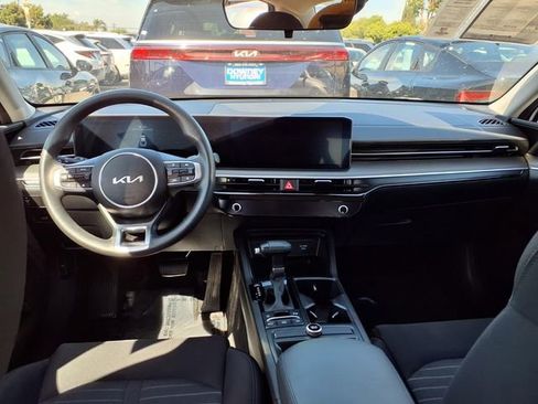 Used 2025 Kia K5 LXS FWD image 8