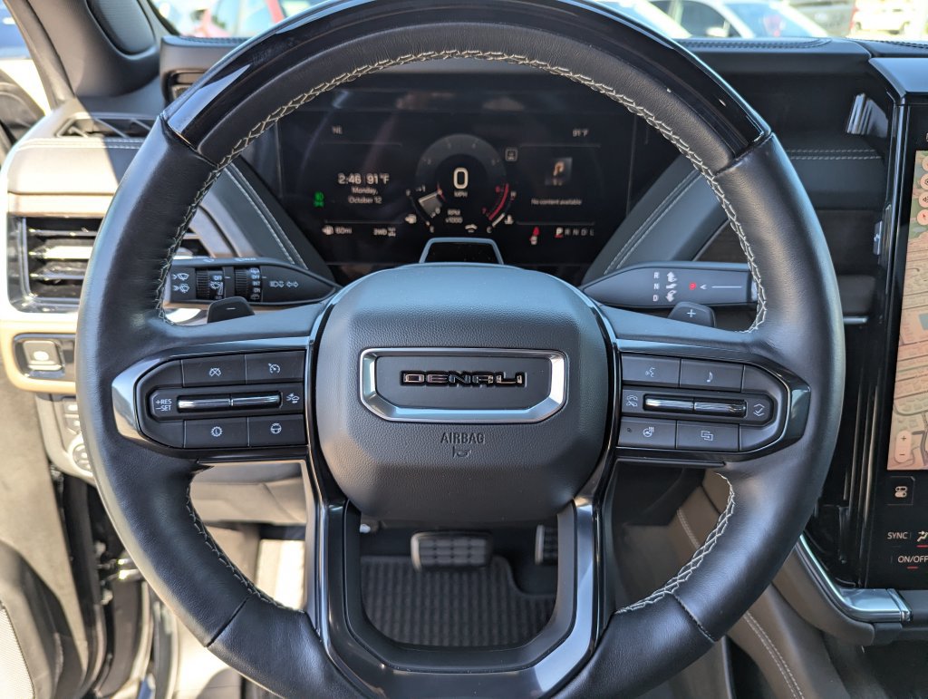 Used 2025 GMC Yukon XL Denali Ultimate AWD/4WD image 36
