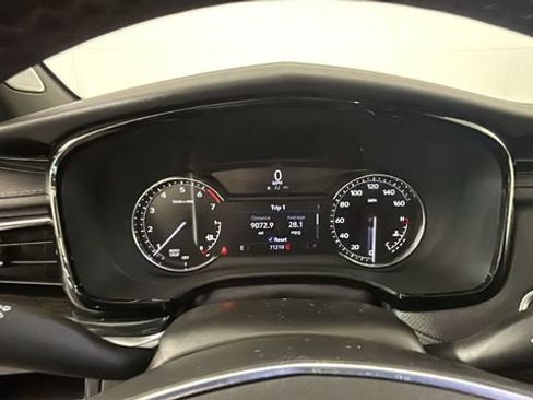 Used 2021 Cadillac XT5 Premium Luxury FWD image 17