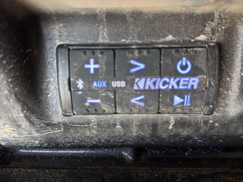 Used 2020 GMC Sierra 1500 AT4 w/ AT4 Premium Package AWD/4WD image 24