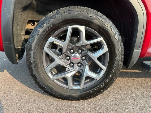 Used 2022 GMC Sierra 1500 SLT w/ SLT Premium Plus Package AWD/4WD image 37