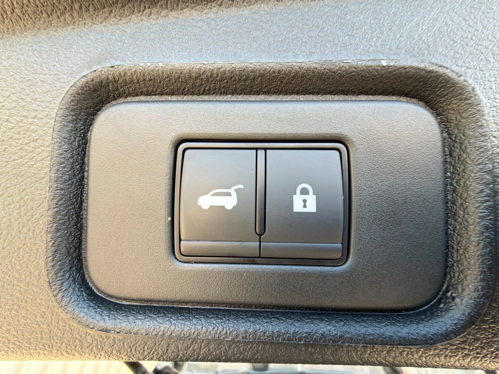 Used 2026 Nissan Pathfinder Rock Creek AWD/4WD image 13