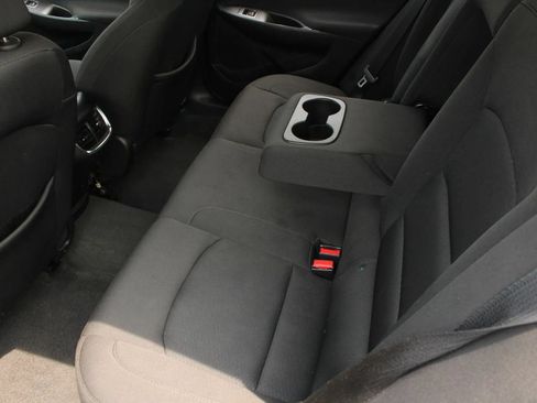 Used 2019 Chevrolet Malibu LT FWD image 17