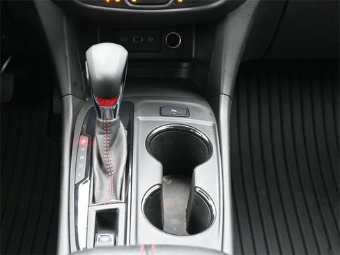 Used 2022 Chevrolet Equinox RS image 24