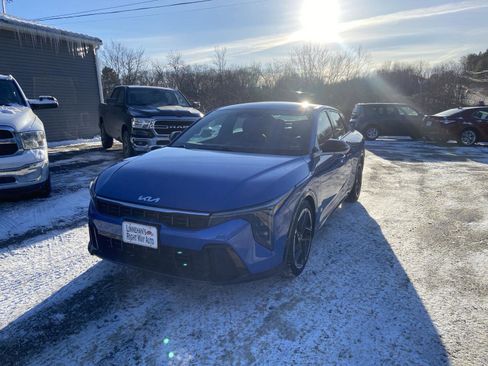 Used 2025 Kia K4 GT-Line image 1
