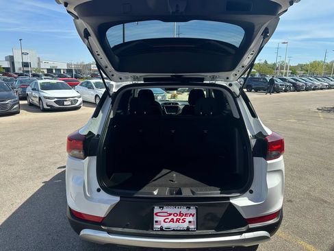 Used 2023 Chevrolet TrailBlazer LT AWD/4WD image 7
