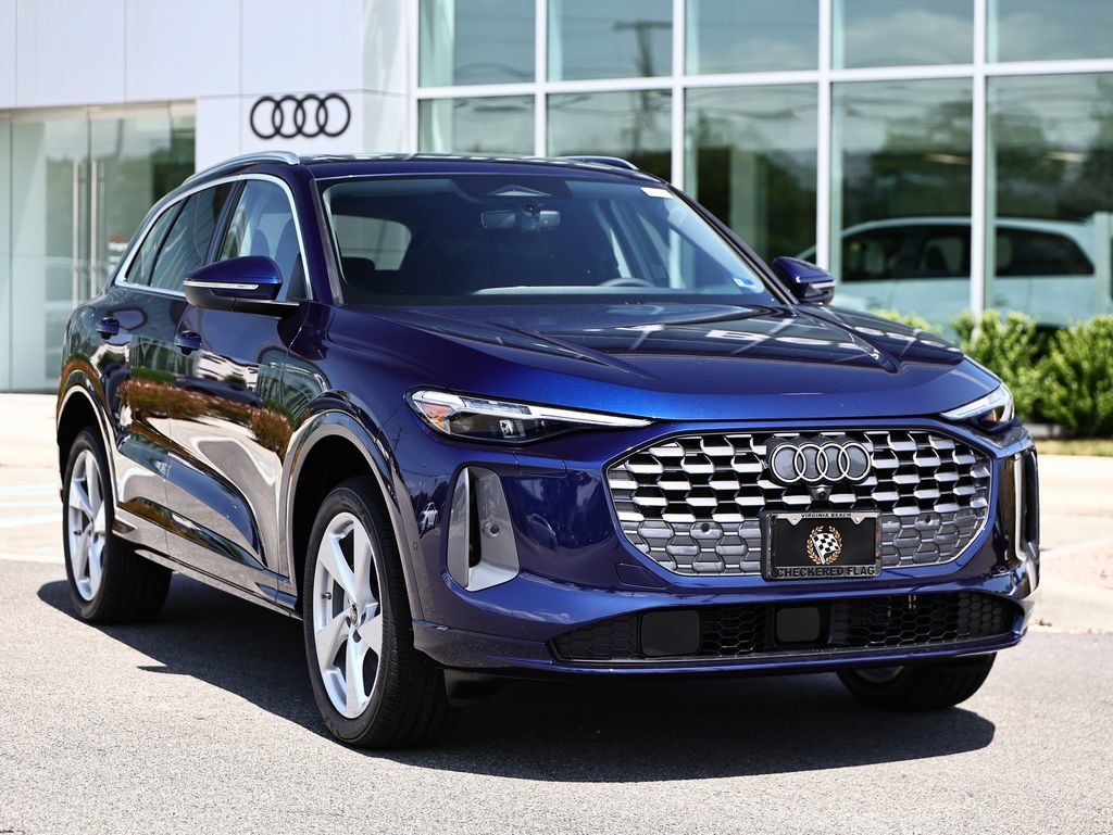 New 2026 Audi Q5 Premium Plus AWD/4WD image 2