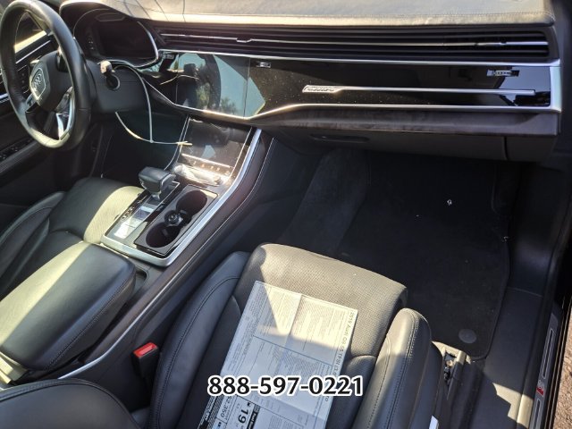 Used 2019 Audi Q8 Prestige AWD/4WD image 13