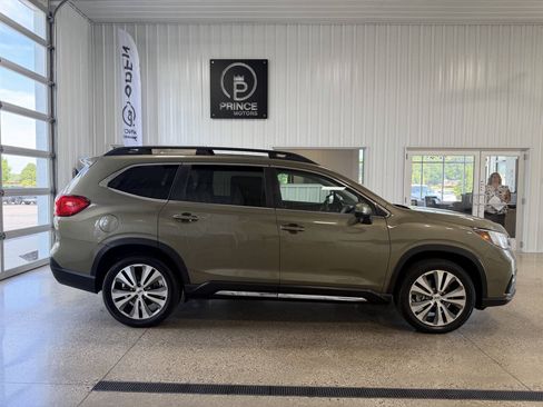 Used 2022 Subaru Ascent Limited AWD/4WD image 5