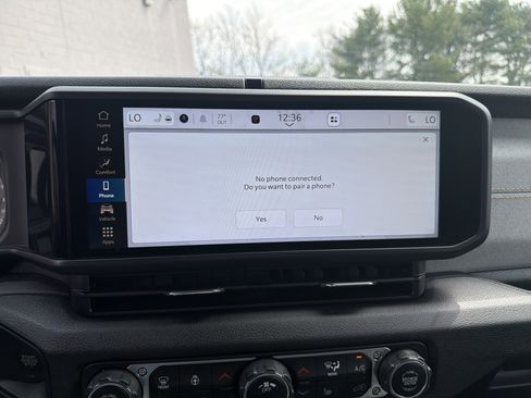Certified 2025 Jeep Wrangler Sport AWD/4WD image 23