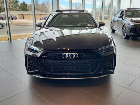 New 2026 Audi RS 6 performance image 3