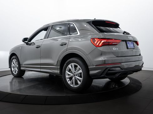 New 2025 Audi Q3 2.0T Premium image 5