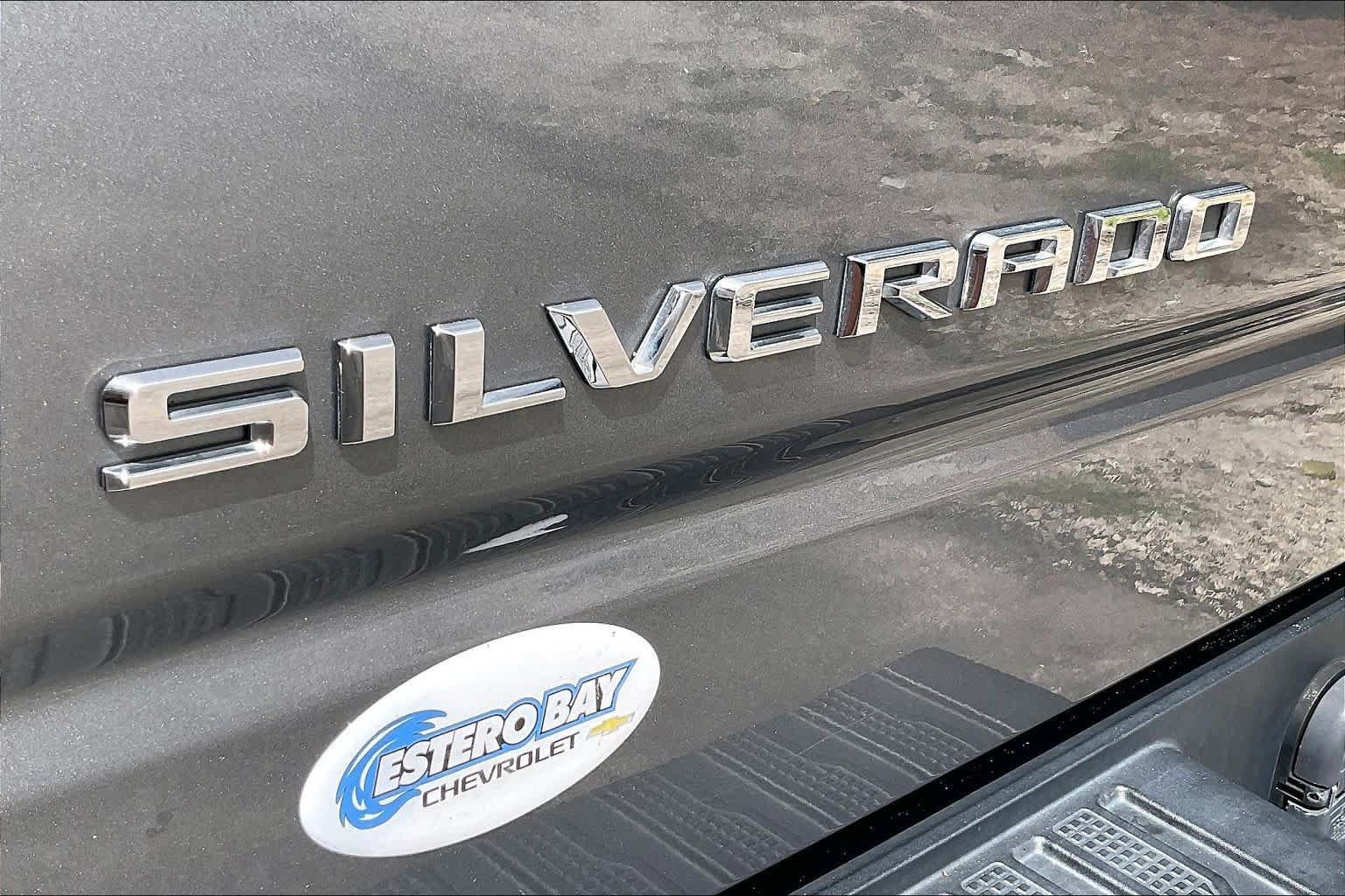 Used 2022 Chevrolet Silverado 1500 Custom AWD/4WD image 9