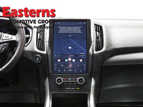 Used 2021 Ford Edge SEL w/ Convenience Package AWD/4WD image 12