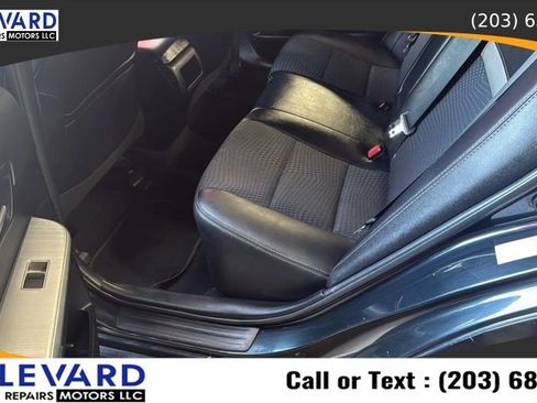 Used 2012 Toyota Camry SE FWD image 23