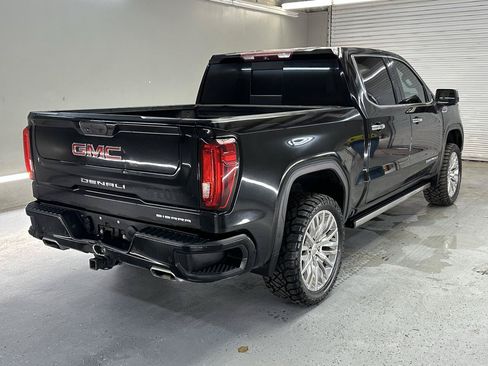 Used 2019 GMC Sierra 1500 Denali w/ Denali Ultimate Package AWD/4WD image 9