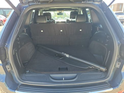 Used 2020 Jeep Grand Cherokee Limited AWD/4WD image 7