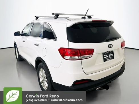 Used 2016 Kia Sorento LX AWD/4WD image 5