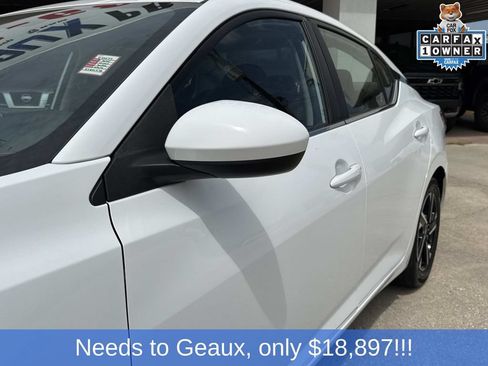 Used 2025 Nissan Sentra SV FWD image 8