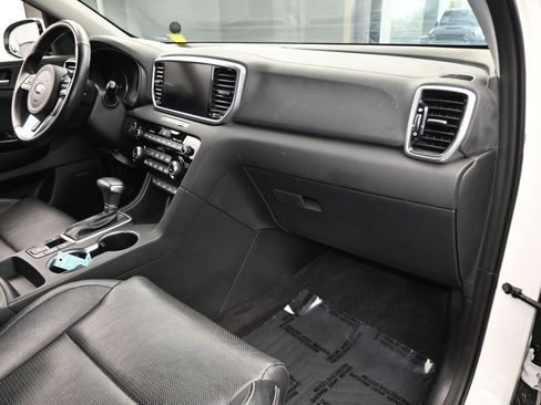 Used 2021 Kia Sportage EX w/ EX Technology Package image 51