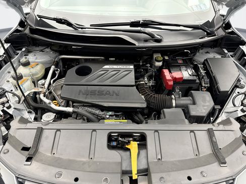 Used 2023 Nissan Rogue SV w/ SV Premium B Package image 26