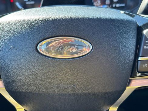 Used 2025 Ford Explorer Platinum w/ LUX Leather Package image 20