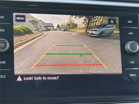 Used 2021 Volkswagen Atlas SEL Premium image 26