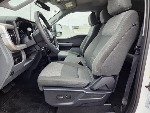 Used 2025 Ford F250 XLT AWD/4WD image 23