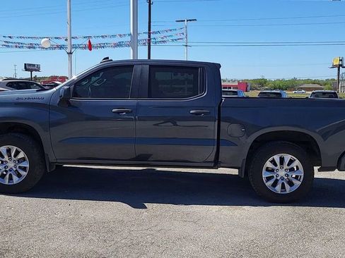 Used 2021 Chevrolet Silverado 1500 Custom image 5